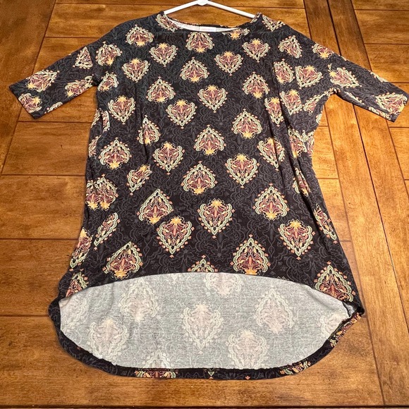 Two Dif. Women's Tops Sz Small & XXS LuLaRoe Short Sleeve Pullover S1030-.01 - Picture 2 of 10